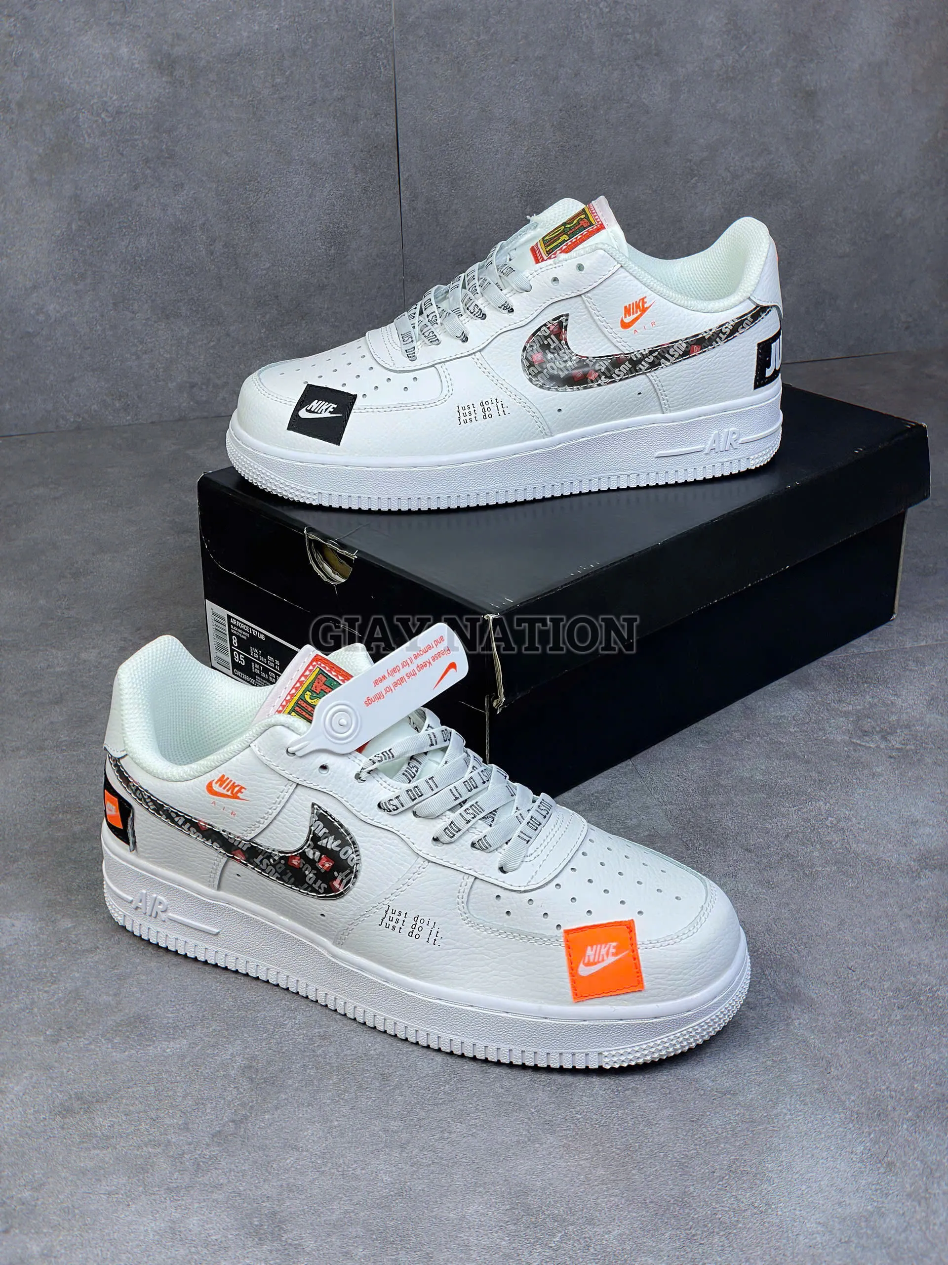 Giay-af1-just-do-it-trang-1.webp Giay-af1-just-do-it-trang-1.webp