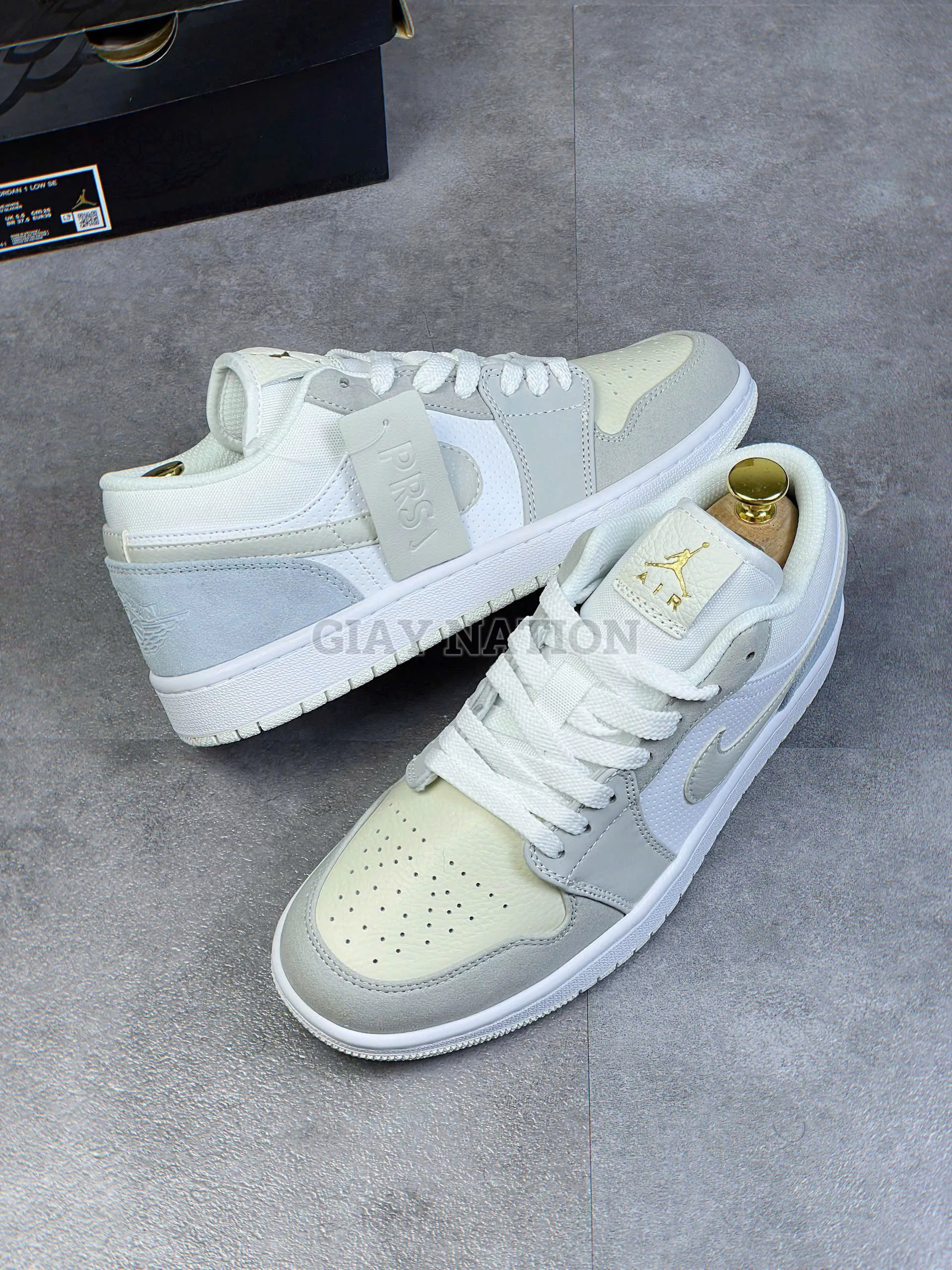 Giay-air-jordan-1-low-paris-5.webp Giay-air-jordan-1-low-paris-5.webp