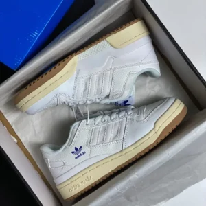 Giày-adidas-forum-trắng-xanh-4.webp