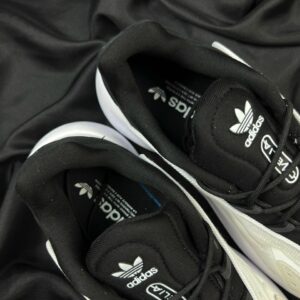 Giày-adidas-ozelia-cream-black-6.jpeg