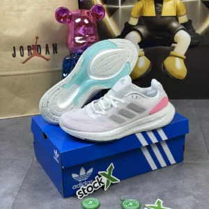 Giày-adidas-pureboost-hồng-siêu-cấp-6.webp