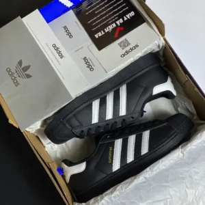 Giày-adidas-sò-den-siêu-cấp-9.webp