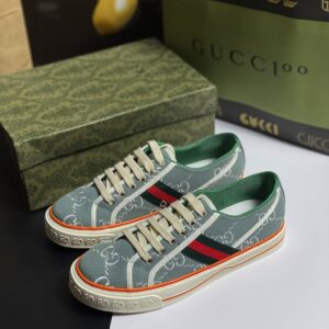 Giày-gucci-tennis-light-blue2.jpeg