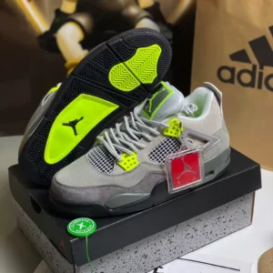 Giày-jordan-4-grey-green-3.webp