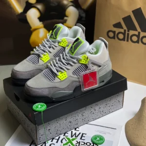 Giày-jordan-4-grey-green-4.webp
