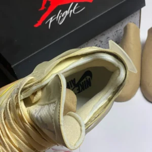 Giày-jordan-4-off-white-3.webp