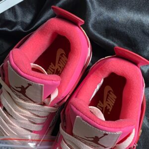 Giày-jordan-4-retro-pink-love-2.jpeg