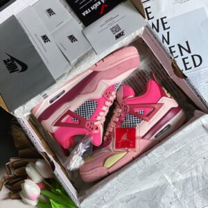 Giày-jordan-4-retro-pink-love-4.jpeg