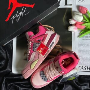 Giày-jordan-4-retro-pink-love-7.jpeg