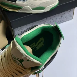 Giày-jordan-4-xanh-lá-siêu-cấp-3.webp