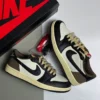 Giày-jordan-low-travis-dark-mocha-3.webp