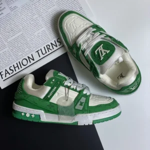 Giày-lv-trainer-green-2.webp