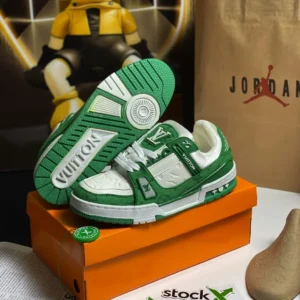 Giày-lv-trainer-green-4.webp