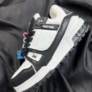 Giày-lv-trainer-maxi-black-3.jpeg