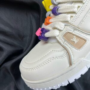 Giày-lv-trainer-maxi-cream-4.jpeg