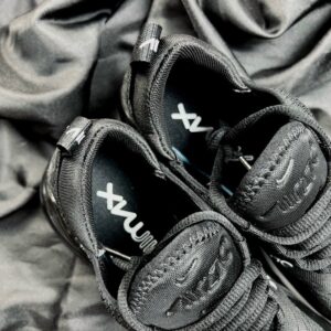 Giày-nike-air-max-270-black-4.jpeg