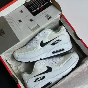 Giày-nike-air-max-90-trắng-siêu-cấp-1.webp