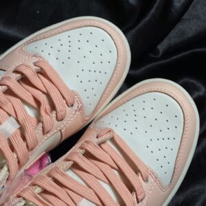 Giày-nike-sb-dunk-hồng-3.jpeg