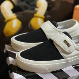 Giày-vans-slip-on-den-quai-dán-5.jpg