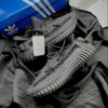 Giày-yeezy-350-black-stt-1.jpeg