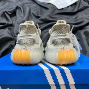 Giày-yeezy-350-v2-seasame-6.jpeg