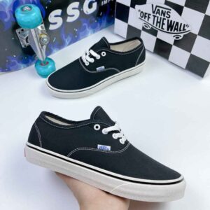 Giày-vans-classic-den.jpg