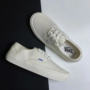 Vans-classic-trắng-siêu-cấp-3.webp
